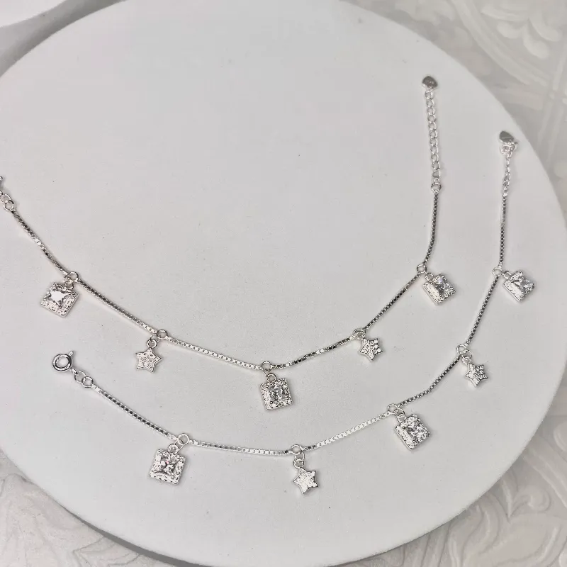 Pulsera Circonias colgantes 