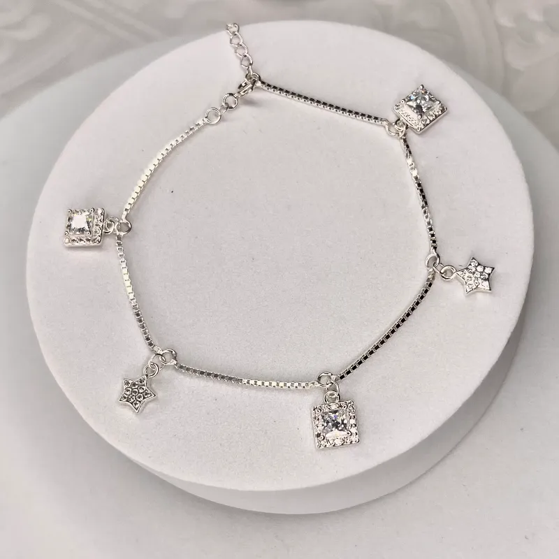 Pulsera Circonias colgantes 