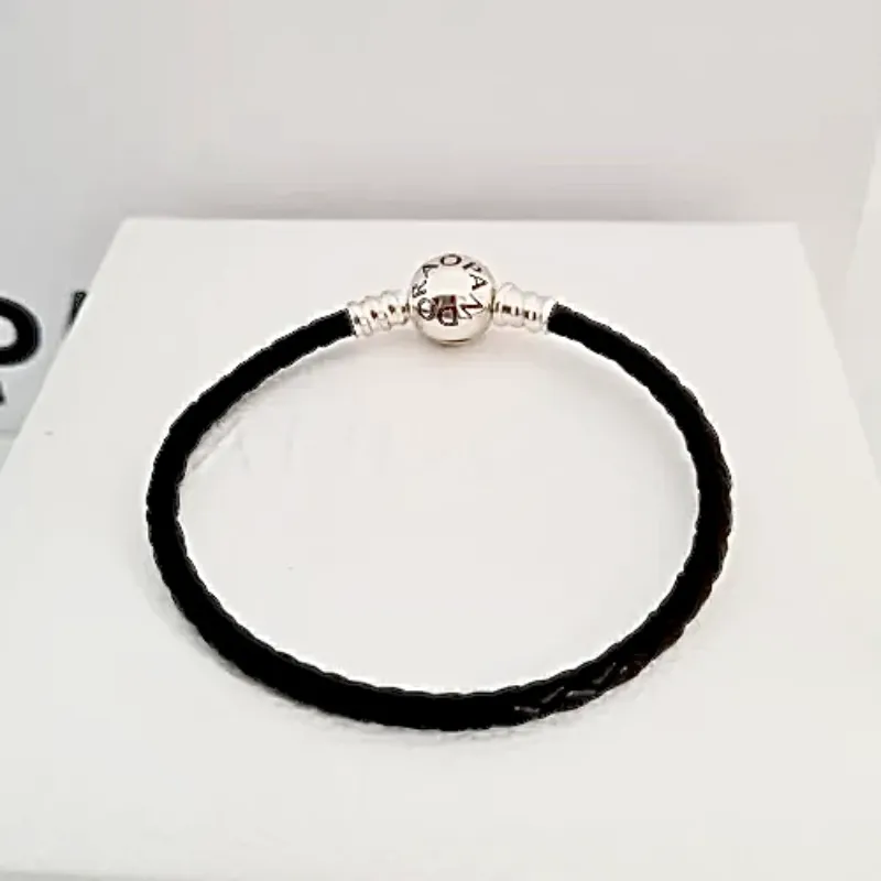 Pulsera de cuero sencilla