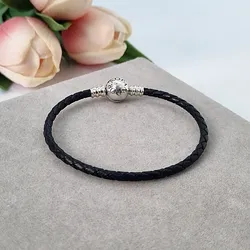 Pulsera de cuero sencilla