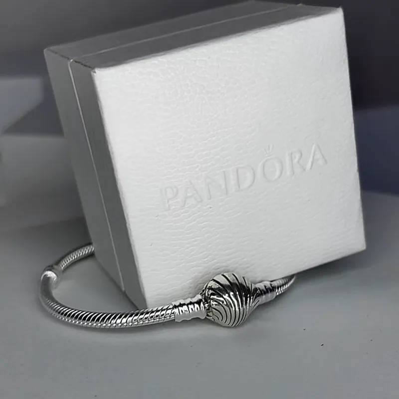 Pulsera Pandora concha 