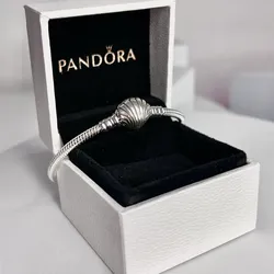 Pulsera Pandora concha 
