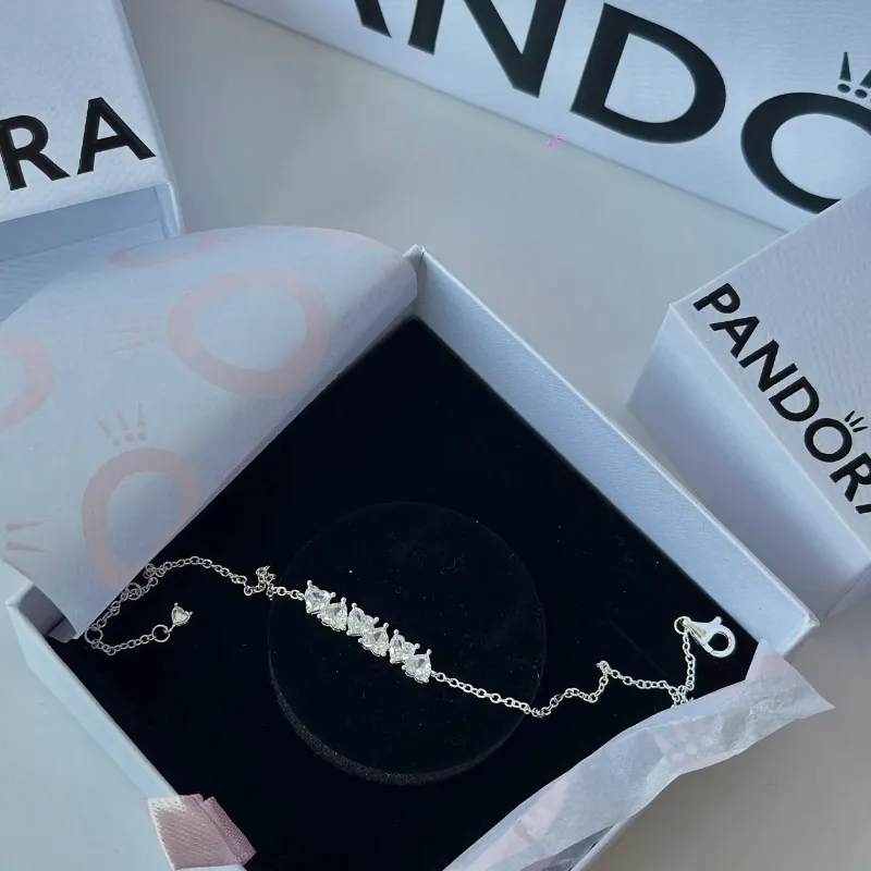 Pulsera Pandora Corazones