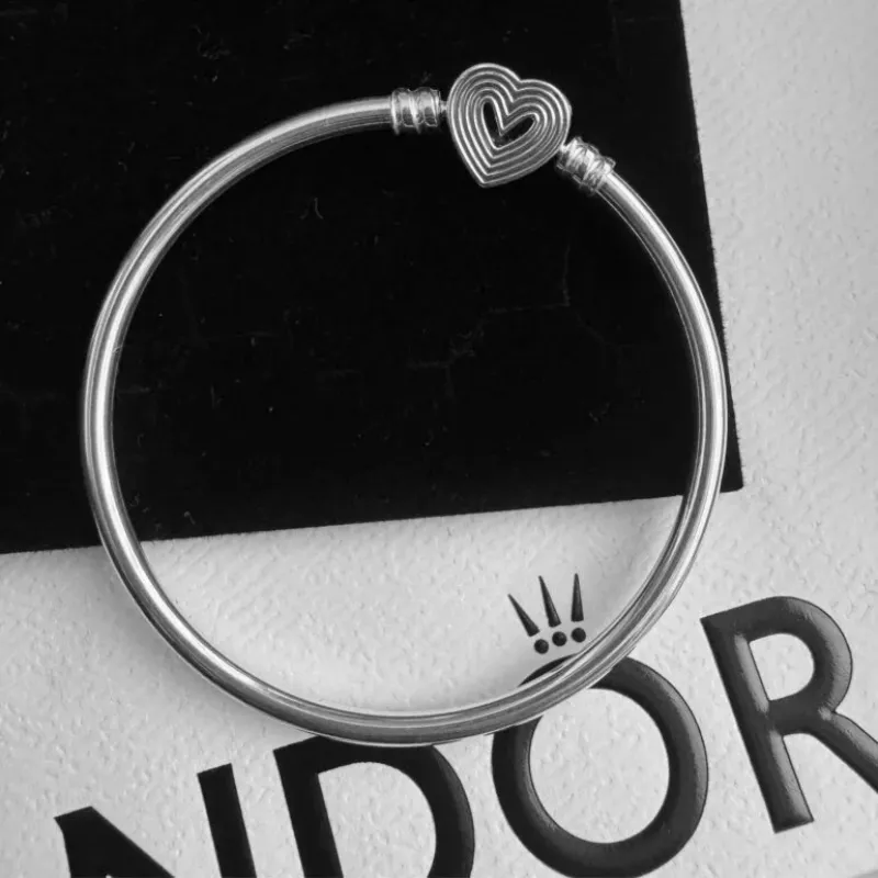 Pulsera rígida corazón 