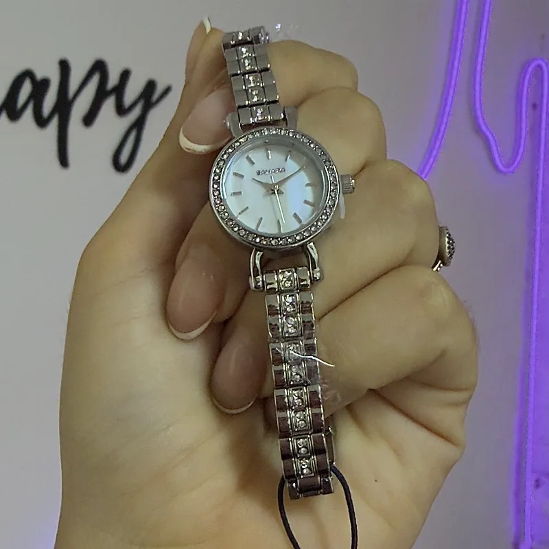 Reloj Mini de mujer Sahara