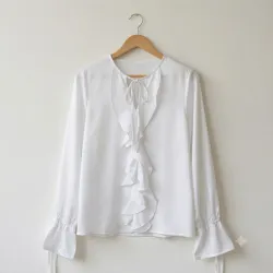 Blusa Elegante Blanca con Volantes S