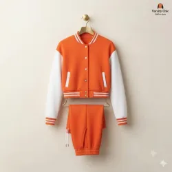 Conjunto Varsity Chic "Orange Vibes" – Estilo Universitario Talla S