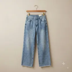 Jeans Anchos de Pierna Recta con Dobladillo Deshilachado - Marca BBKKUCK (M)