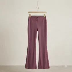 Pantalón Acampanado con Detalle de Cordones - Color Borgoña M