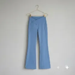 Pantalón Deportivo Flare Azul (Tallas XS/S) • Con Bolsillos