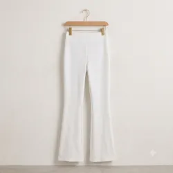 Pantalón Wide-Leg Estilo Minimalista – Elegancia y Confort Talla M/L