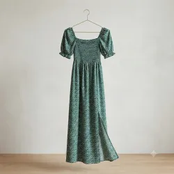 Vestido Maxi con Estampado Floral y Escote Cuadrado