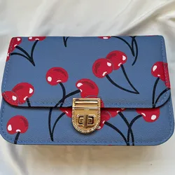 Bolso de Cereza Azul (USD)🩵