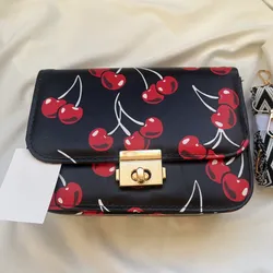 Bolso de Cerezas (USD) 🖤