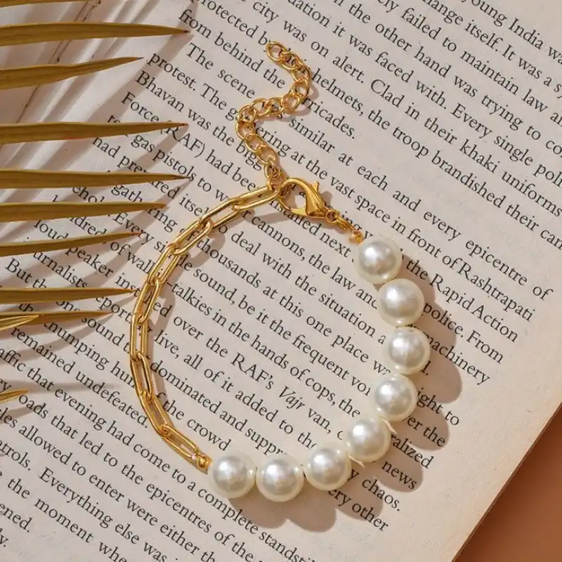 Pulsera eslabonada con perlas 