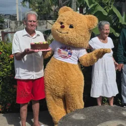 Clientes Complacidos