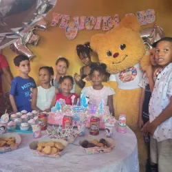 Clientes Complacidos