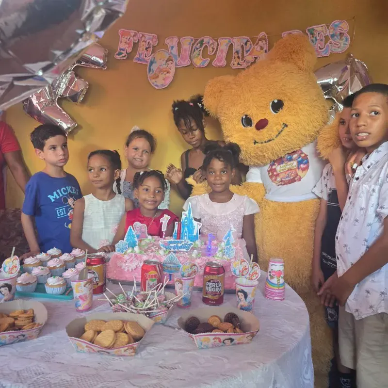 Clientes Complacidos