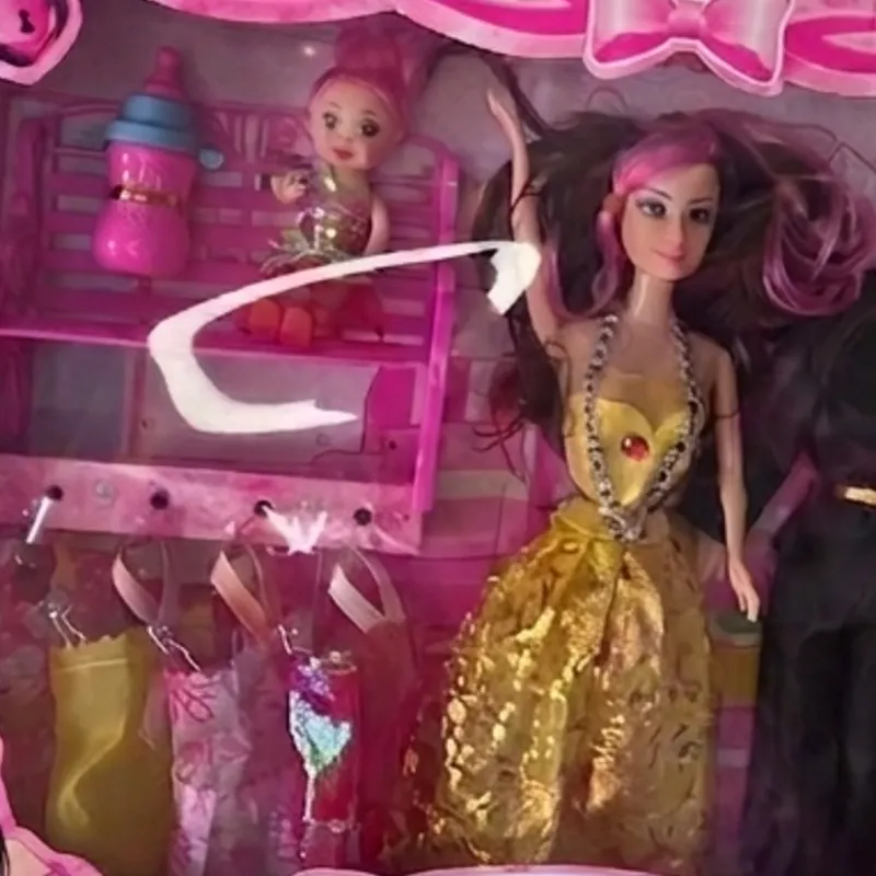 Juguete Barbie + Accesorios