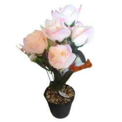 Ramo de Rosas con Bucaro Blanco