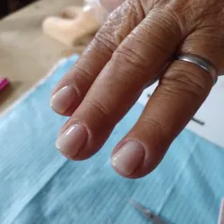 Base Rubber en uñas cortas 