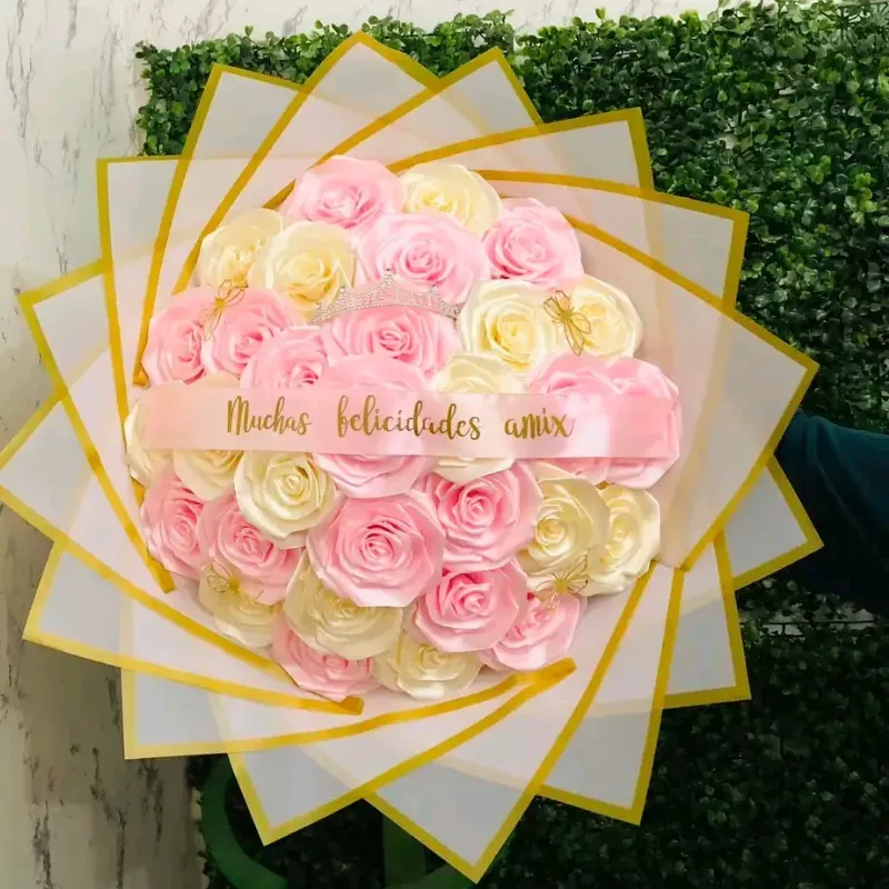 Ramo de Rosas Buchon 