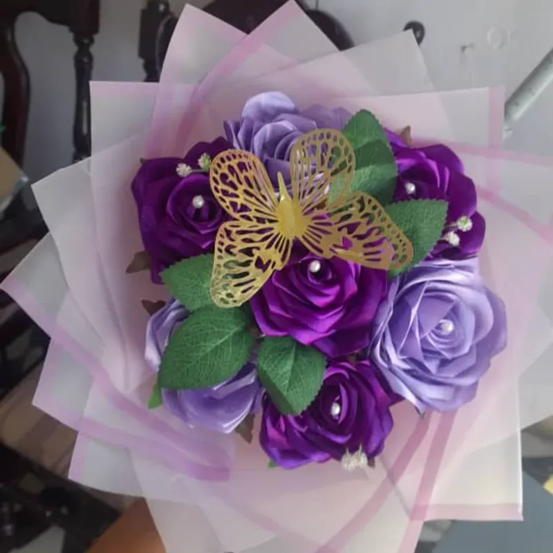 💐Ramo de rosas eternas 