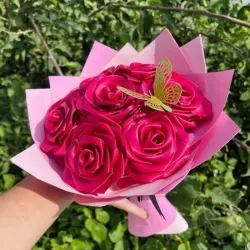 Ramo de Rosas Eternas 