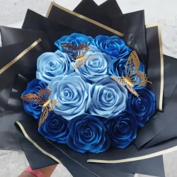 Ramo de rosas eternas azul