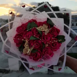 Ramo de rosas eternas