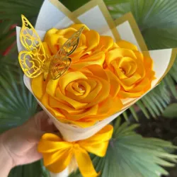 Ramo de Rosas Eternas 