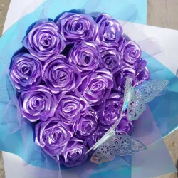 Ramo de Rosas Eternas 