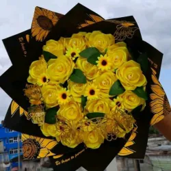 Ramo de Rosas Eternas 