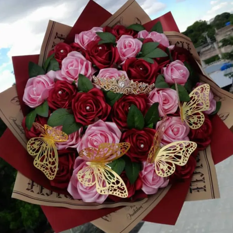 Ramo de rosas eternas 