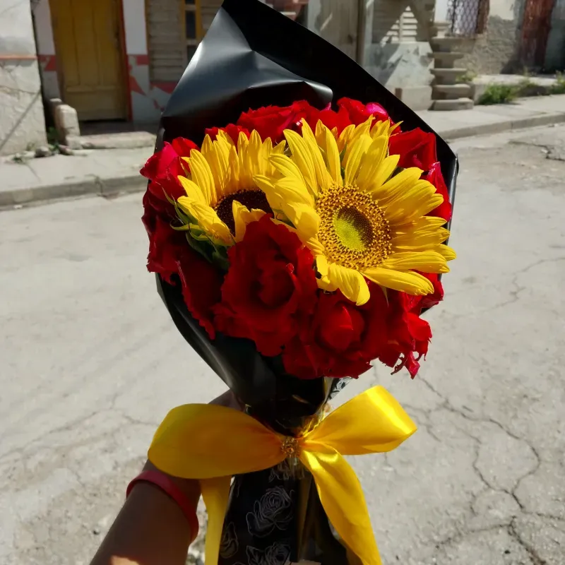 Ramo natural con girasoles 