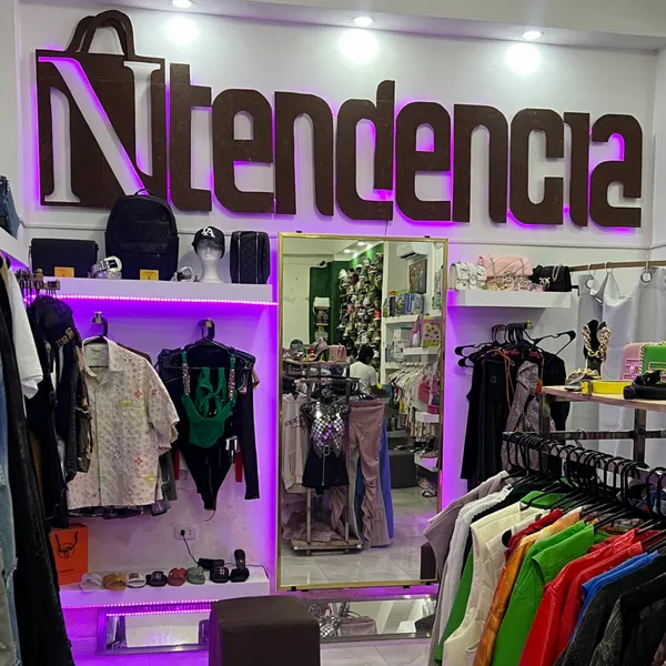 Tienda para hombres y mujeres.Tu destino para encontrar la ropa y accesorios mas trendi del momento.Exclusividad y calidad garantizada.