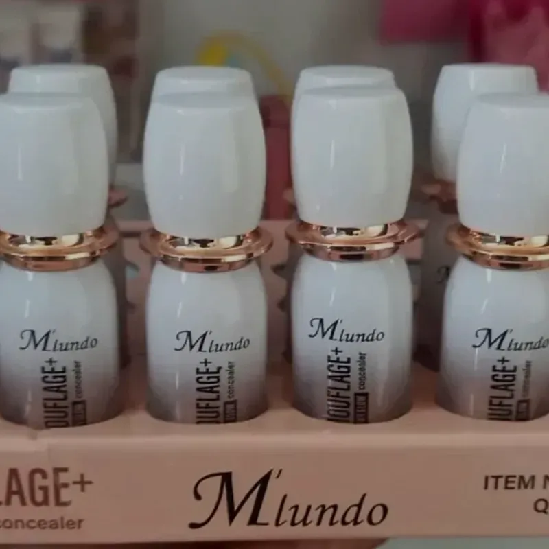 Corrector de Ojeras Líquido