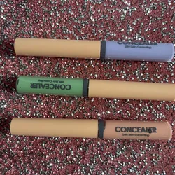 Corrector de ojeras de diferentes tonalidades 