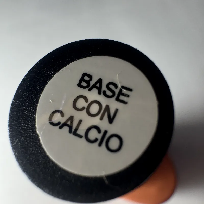 Base con calcio 