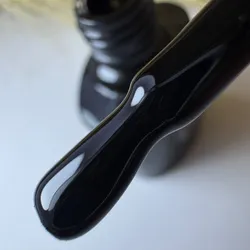 Esmalte negro