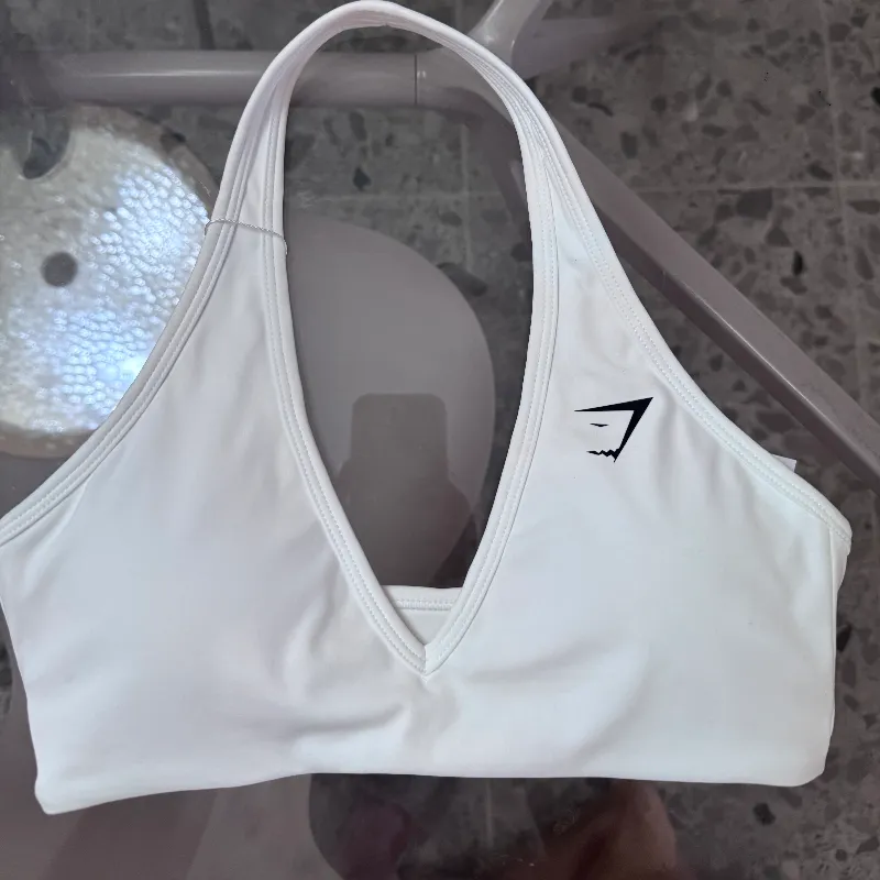 Aura Sport GymShark