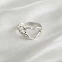 Anillo de figura