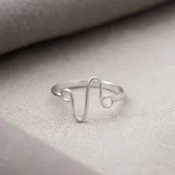 Anillo de figura