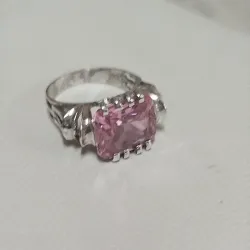 Anillo de piedra 