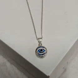 Cadena con dije de ojo turco