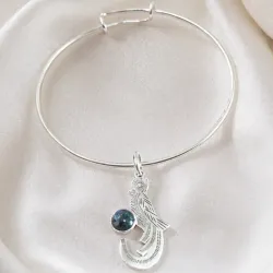 Pulsera con dije de colibrí