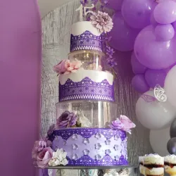 3 pisos con separadores morado y plateado