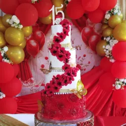 Rojo, blanco y dorado