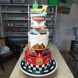 Rayo. McQueen Cake