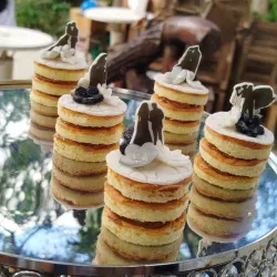 Tres masitas rellenas